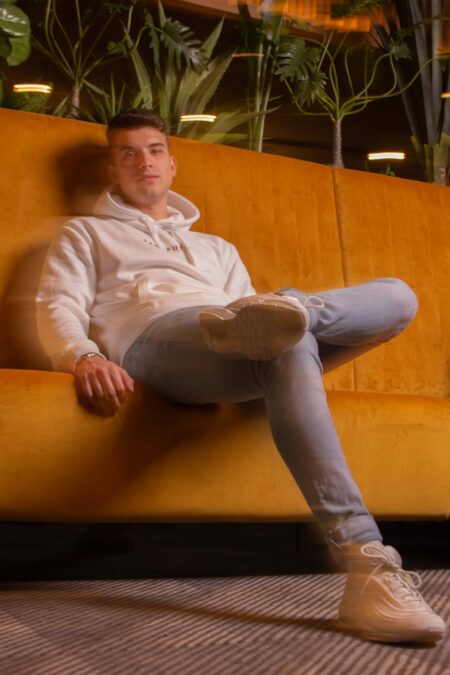 Classic Hoodie .white (Men)